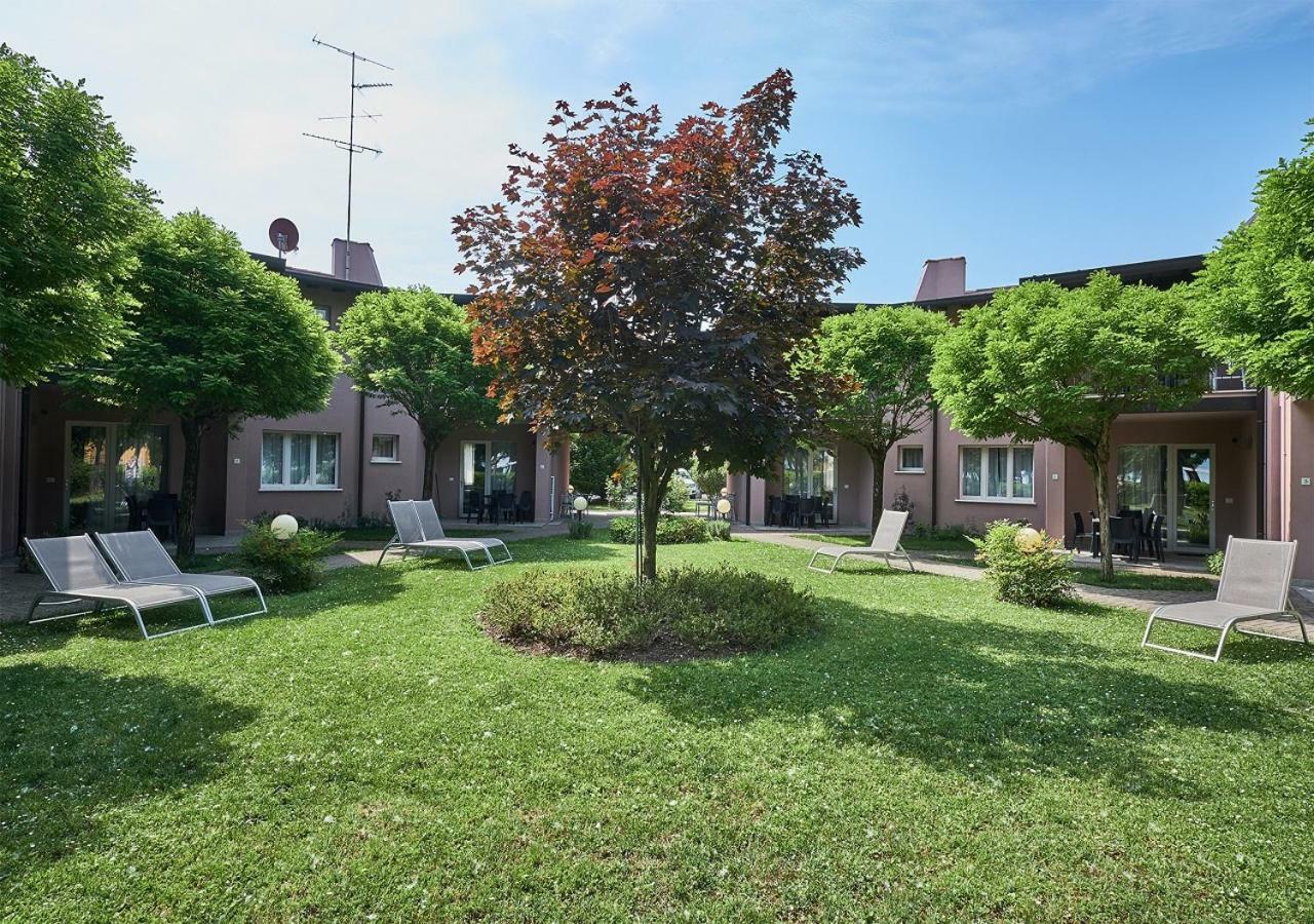 Villaggio Turistico Lugana Marina Sirmione Exterior foto