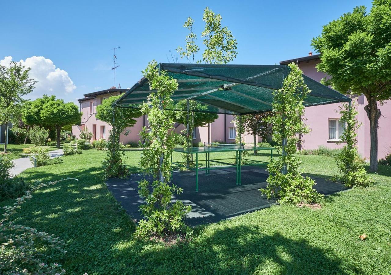 Villaggio Turistico Lugana Marina Sirmione Exterior foto